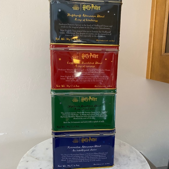 SET OF 4 Decorative Harry Potter tins with tea bags * NEW* SEALED *UNOPENED* - Picture 2 of 8